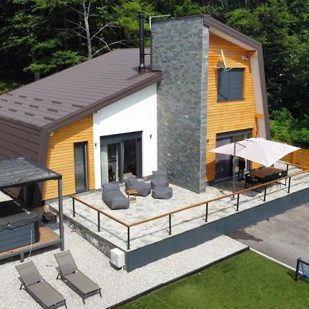 Villa Oak House Brusane Esterno foto