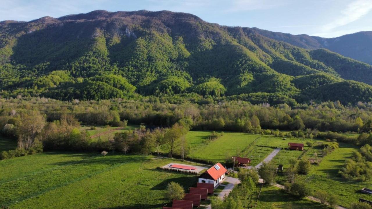 Villa Oak House Brusane Esterno foto