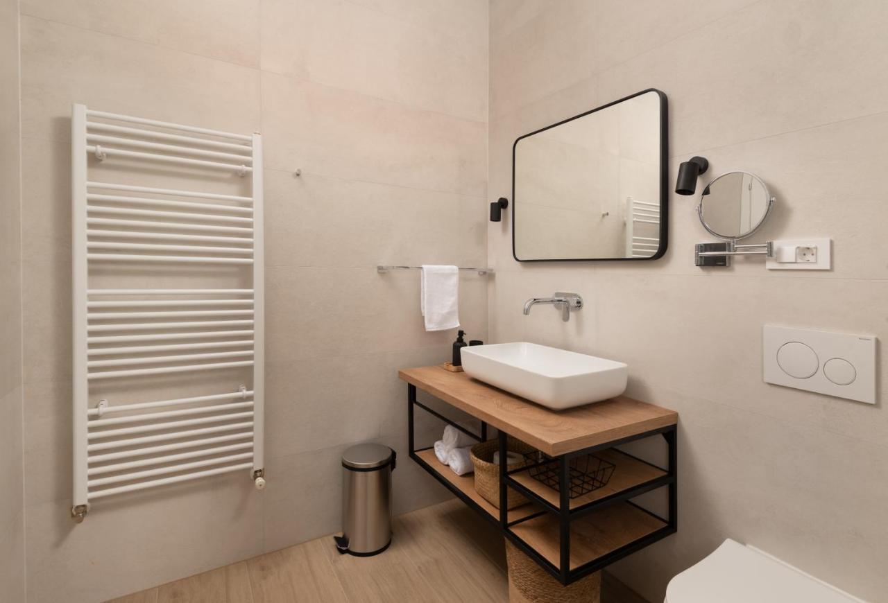 Villa Oak House Brusane Esterno foto