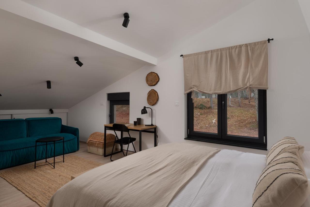 Villa Oak House Brusane Esterno foto