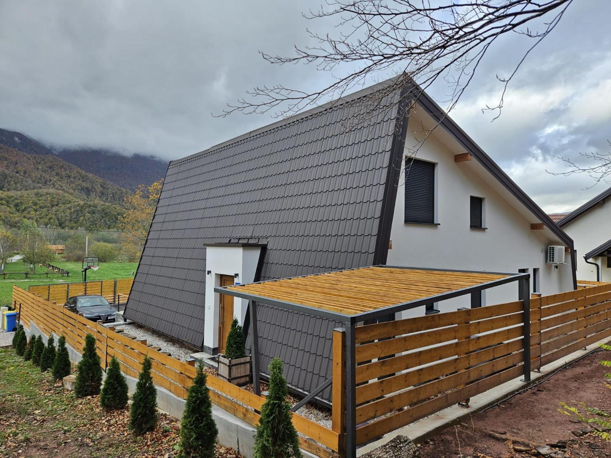 Villa Oak House Brusane Esterno foto