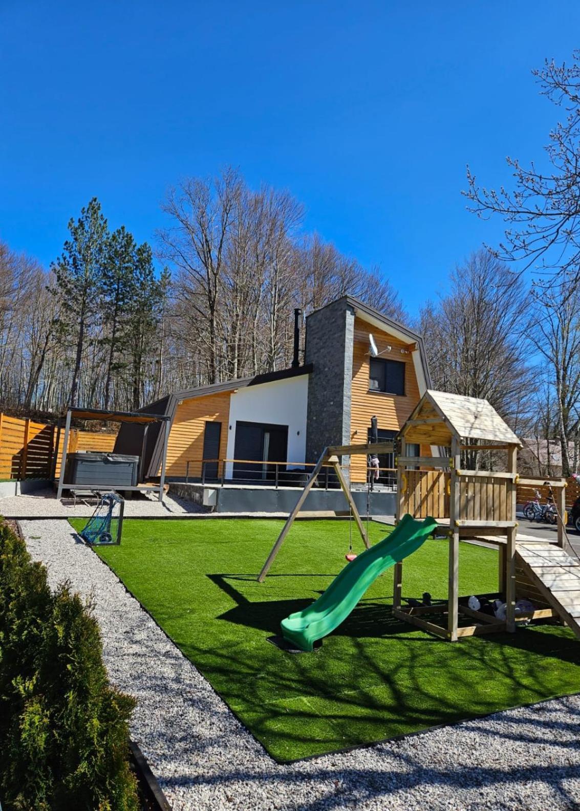 Villa Oak House Brusane Esterno foto