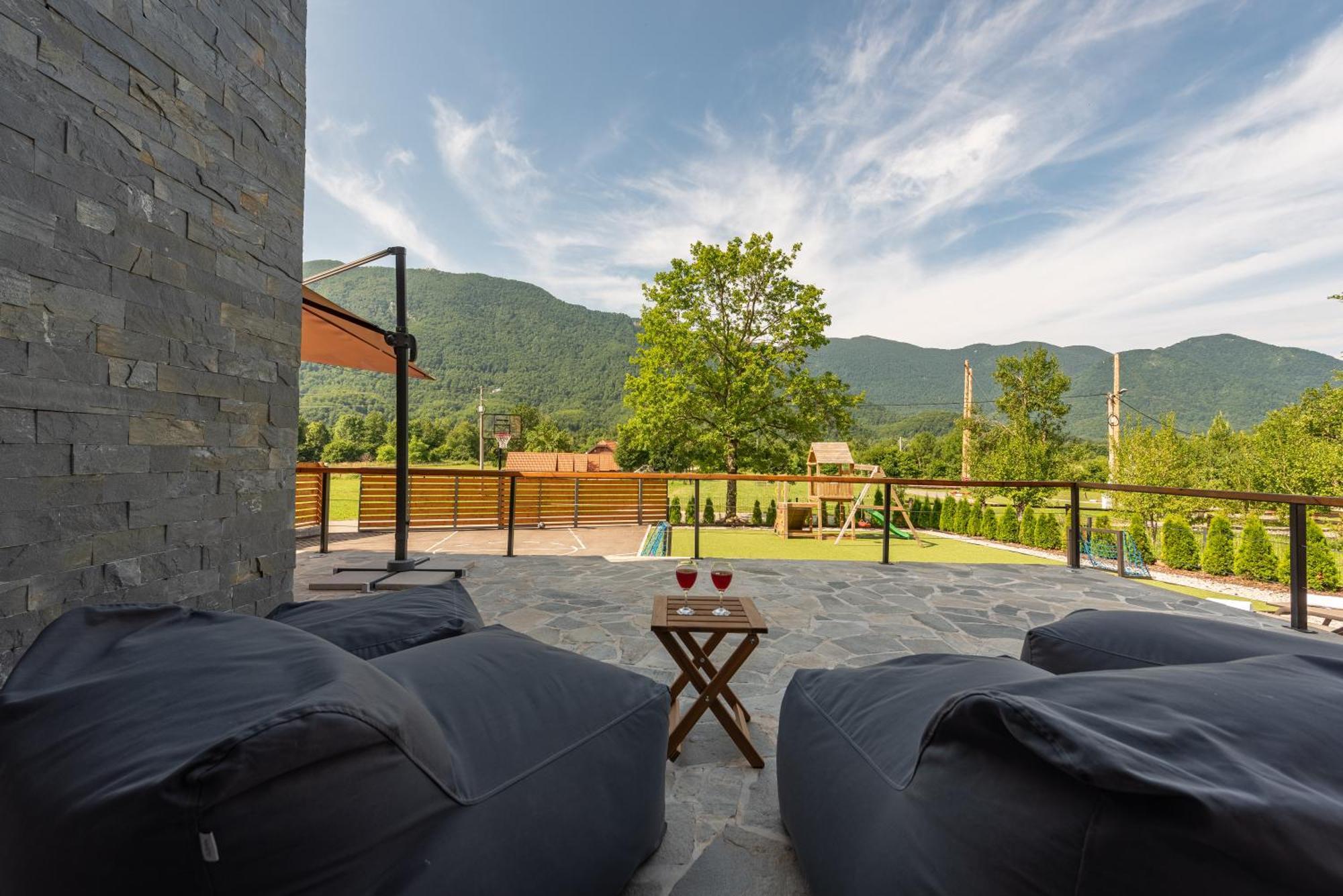 Villa Oak House Brusane Esterno foto